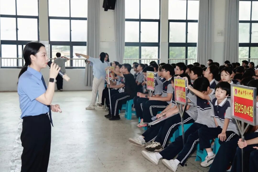 守护青春 远离侵害｜法治课堂为700余名初中生上好“成长必修课”